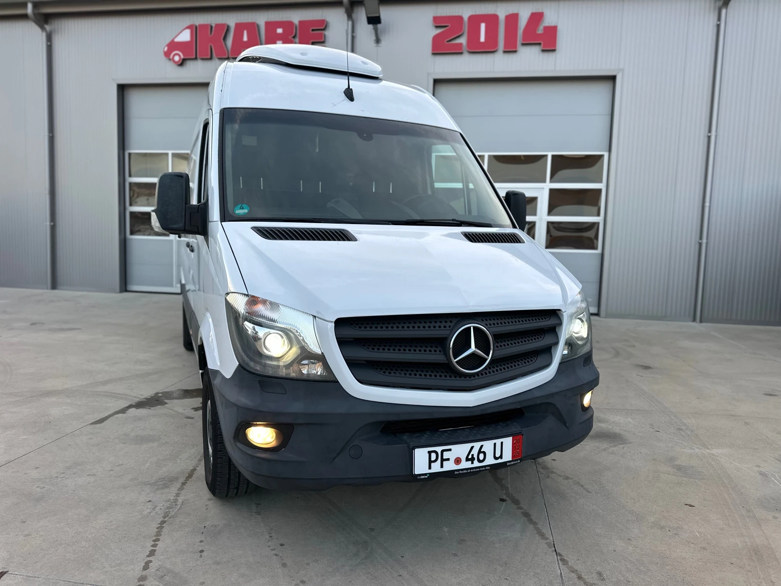 Mercedes-Benz Sprinter 316 ХЛАДИЛЕН!FULL!EURO6!220V! - изображение 2 | Auto.bg Mercedes-Benz Sprinter 316 ХЛАДИЛЕН!FULL!EURO6!220V! - изображение 2