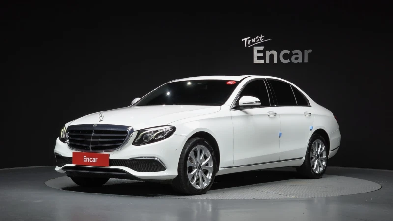 Mercedes-Benz E 300 2.0 Turbo - 21200 € / 41463.60 лв. - 99355835 1 | Car24.bg Mercedes-Benz E 300 2.0 Turbo - 21200 € / 41463.60 лв. - 99355835 1