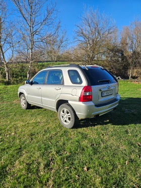 Kia Sportage 2, 0 CRDI 4x4 - 3500 € / 6845.40 лв. - 44314176 3 | Car24.bg Kia Sportage 2, 0 CRDI 4x4 - 3500 € / 6845.40 лв. - 44314176 3