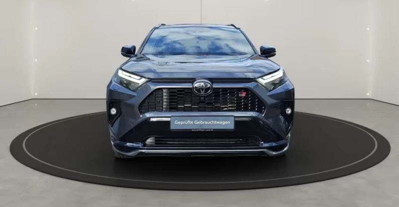Toyota Rav4 Plug-in-Hybrid GR SPORT 15 J. Garantie - 36799 € / 71972.59 лв. - 16396129 1 | Car24.bg Toyota Rav4 Plug-in-Hybrid GR SPORT 15 J. Garantie - 36799 € / 71972.59 лв. - 16396129 1
