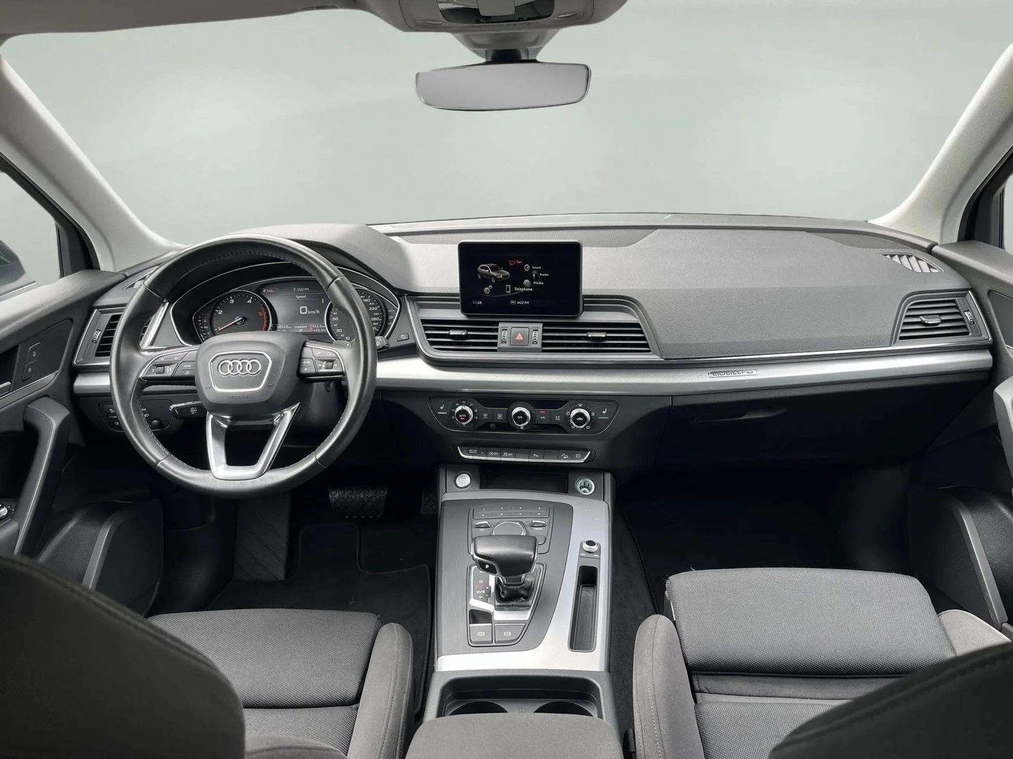 Audi Q5 Sport 2.0 TDI quattro - изображение 7 | Auto.bg Audi Q5 Sport 2.0 TDI quattro - изображение 7