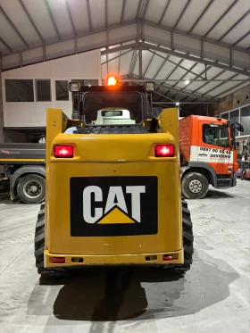 Мини челни товарачи Cat 226 B-3 | Auto.bg — изображение 4 Мини челни товарачи Cat 226 B-3 | Auto.bg — изображение 4