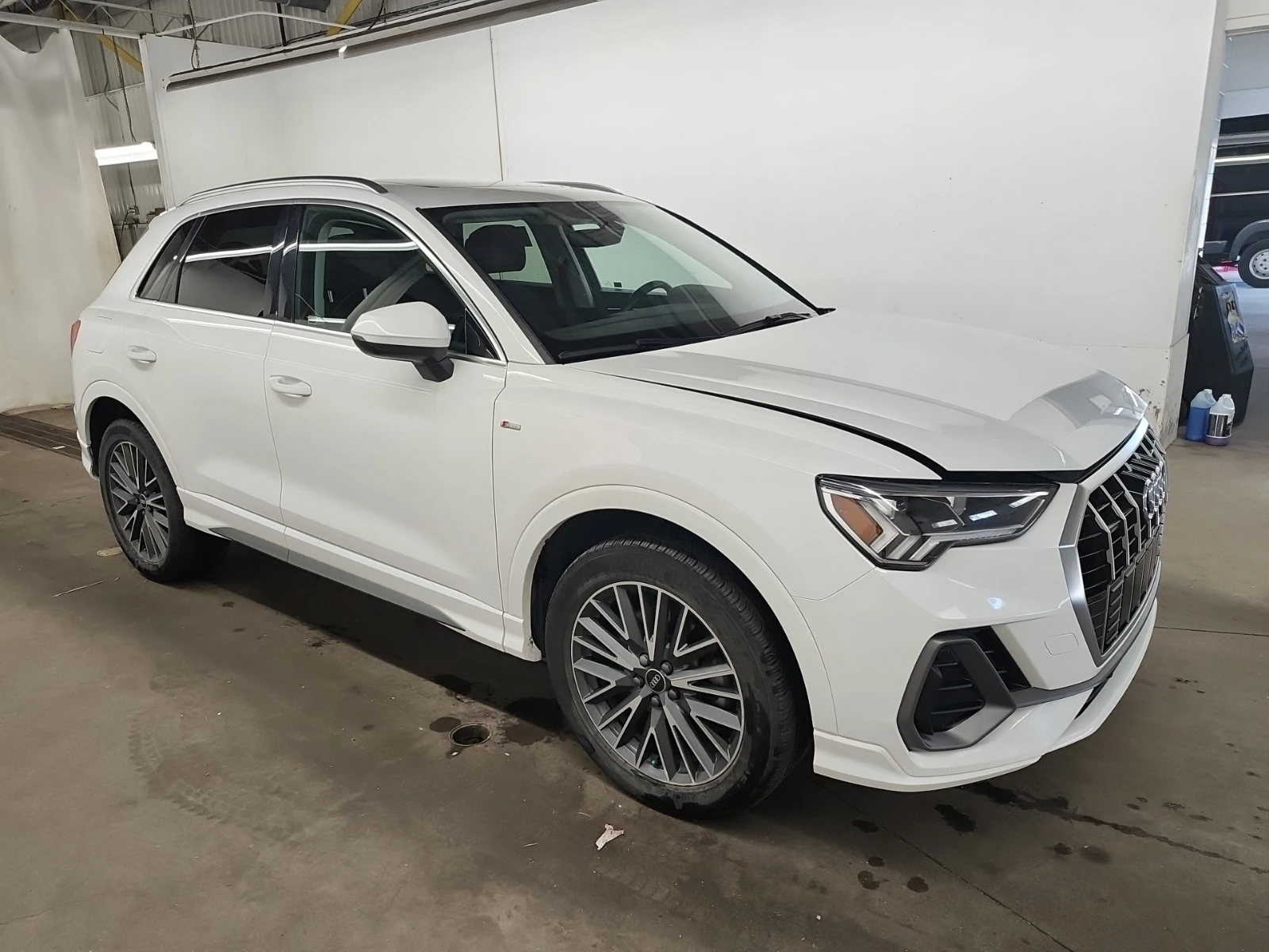 Audi Q3 * CARFAX * БЕЗ ПЪРВОНАЧАЛНА ВНОСКА - изображение 3 | Auto.bg Audi Q3 * CARFAX * БЕЗ ПЪРВОНАЧАЛНА ВНОСКА - изображение 3