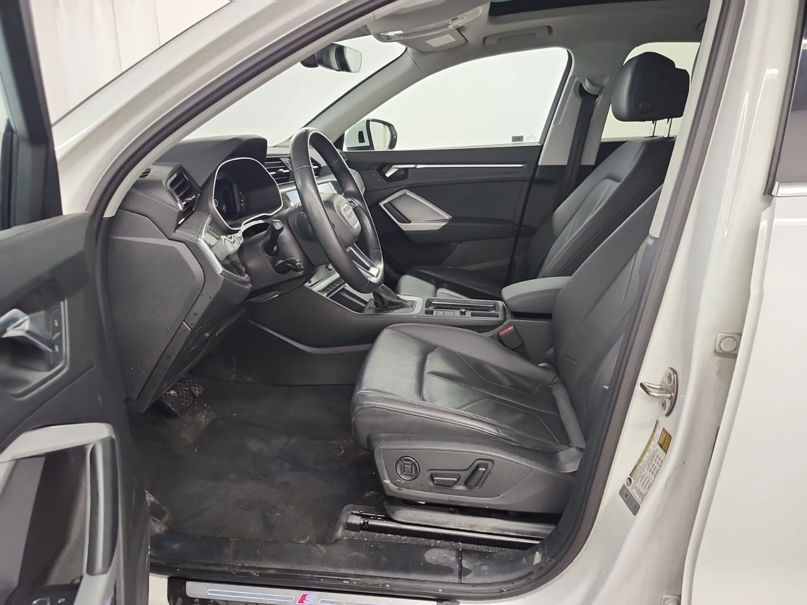 Audi Q3 * CARFAX * БЕЗ ПЪРВОНАЧАЛНА ВНОСКА - изображение 8 | Auto.bg Audi Q3 * CARFAX * БЕЗ ПЪРВОНАЧАЛНА ВНОСКА - изображение 8