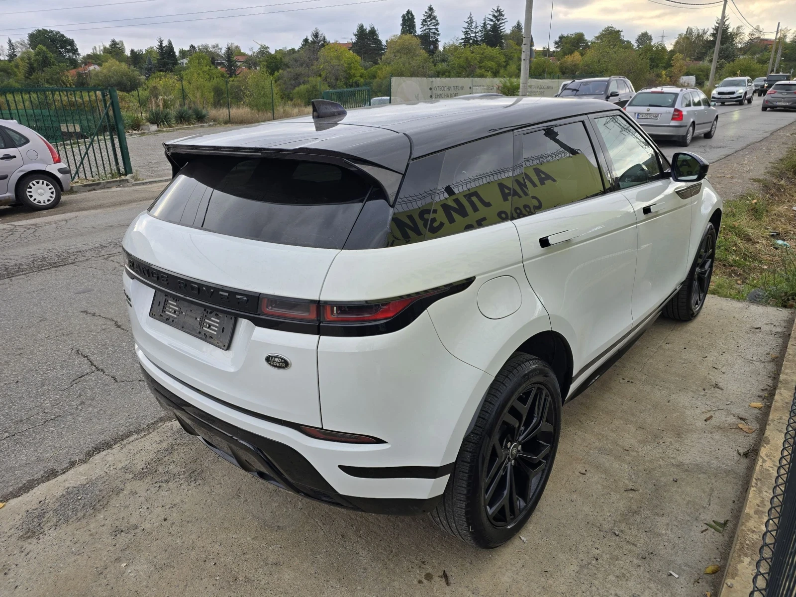 Land Rover Range Rover Evoque 2.0 D/ R DINAMIC/CAMERA - изображение 4 | Auto.bg Land Rover Range Rover Evoque 2.0 D/ R DINAMIC/CAMERA - изображение 4