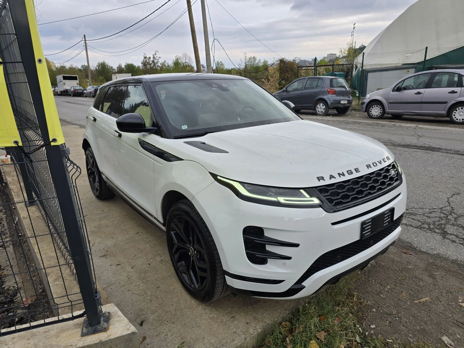 Land Rover Range Rover Evoque 2.0 D/ R DINAMIC/CAMERA - изображение 3 | Auto.bg Land Rover Range Rover Evoque 2.0 D/ R DINAMIC/CAMERA - изображение 3