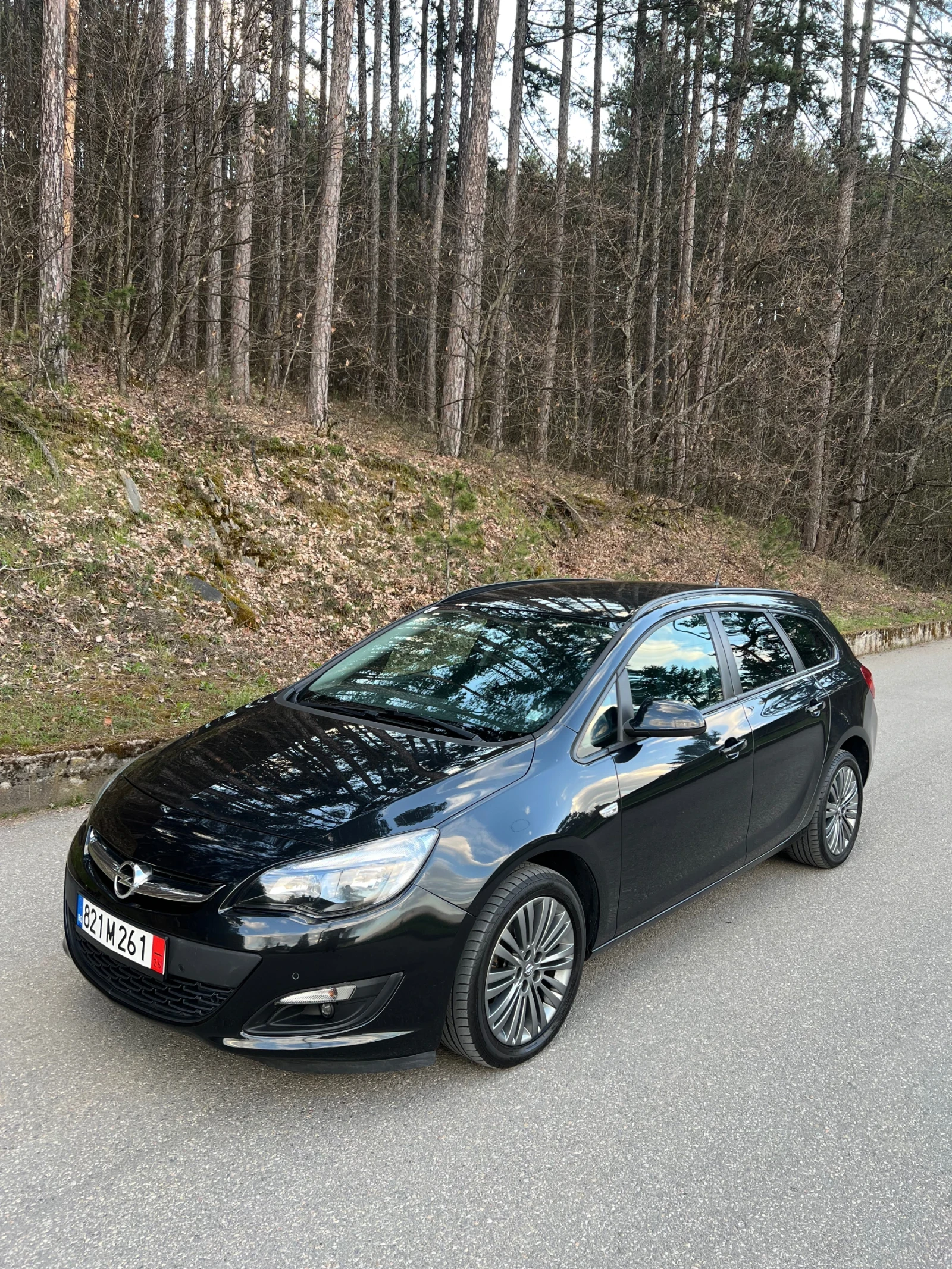Opel Astra Sports Tourer 88хиляди километра! | Auto.bg — изображение 1 Opel Astra Sports Tourer 88хиляди километра! | Auto.bg — изображение 1