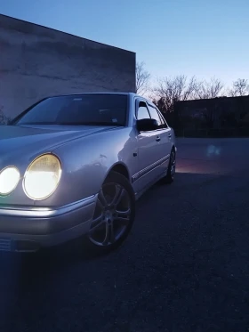 Mercedes-Benz E 250 - 1500 € - 49112583 6 | Car24.bg Mercedes-Benz E 250 - 1500 € - 49112583 6