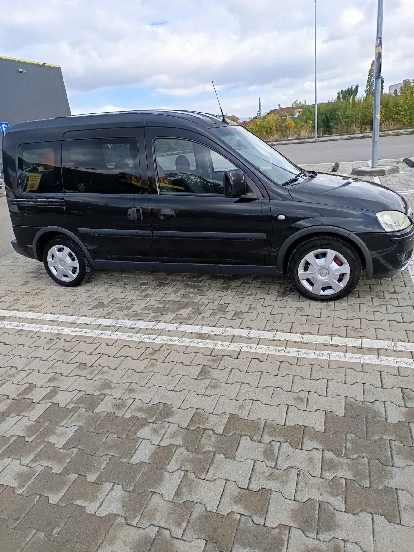 Opel Combo Комбо 1.6 CNG - изображение 2 | Auto.bg Opel Combo Комбо 1.6 CNG - изображение 2