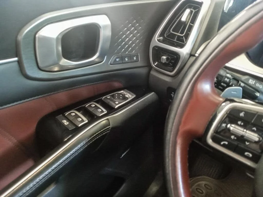 Kia Sorento SX AWD* НАЙ-ВИСОК КЛАС* ВСИЧКИ ЕКСТРИ - изображение 8 | Auto.bg Kia Sorento SX AWD* НАЙ-ВИСОК КЛАС* ВСИЧКИ ЕКСТРИ - изображение 8