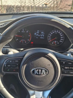 Kia K5 - 25200 лв. / 12884.56 € - 19486532 9 | Car24.bg Kia K5 - 25200 лв. / 12884.56 € - 19486532 9