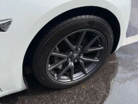 Tesla Model 3 * Standard Range Plus * CARFAX * ПРЕДСТАВИТЕЛСТВО | Auto.bg — изображение 7 Tesla Model 3 * Standard Range Plus * CARFAX * ПРЕДСТАВИТЕЛСТВО | Auto.bg — изображение 7