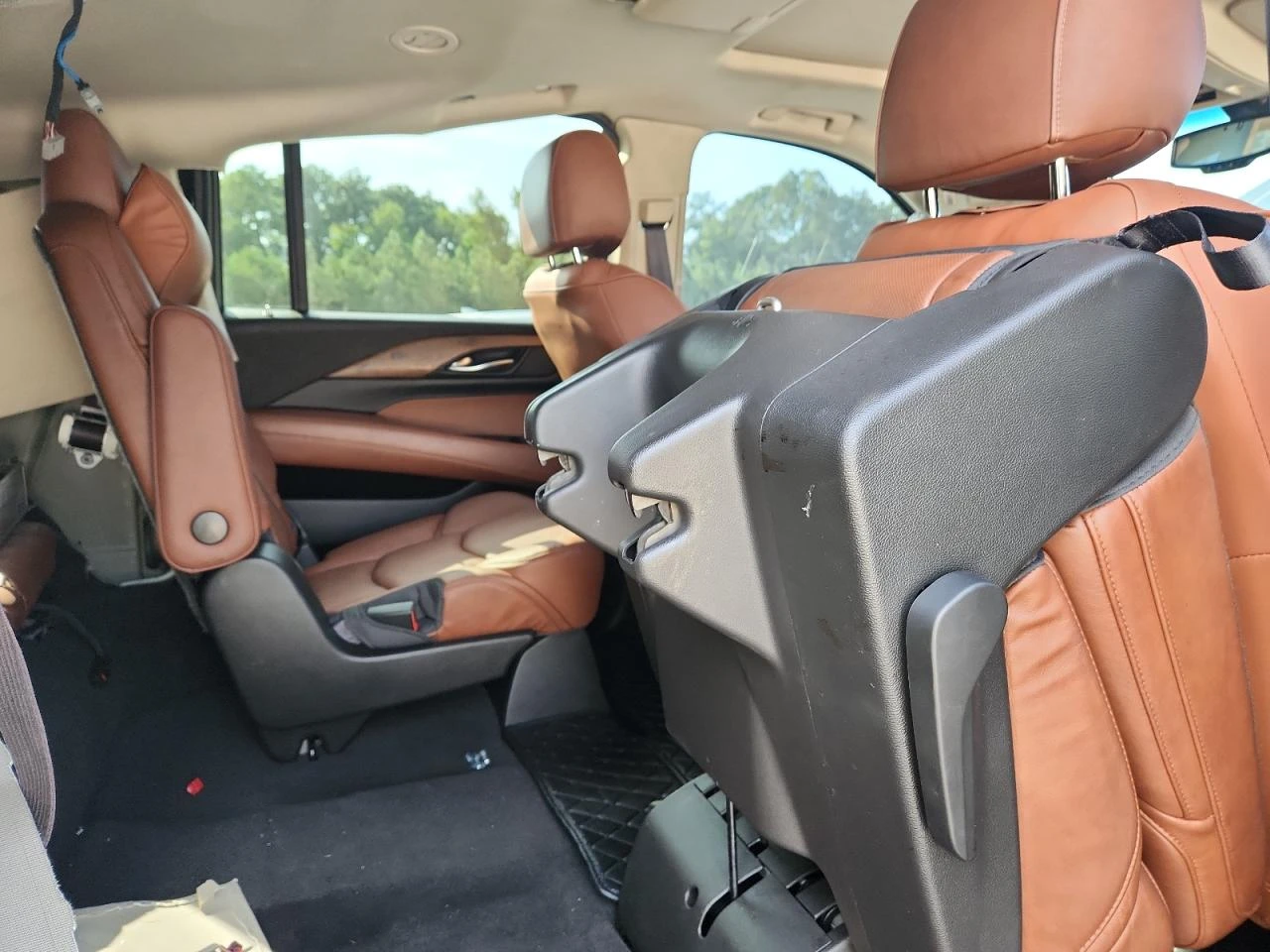 Cadillac Escalade ESV PREMIUM - изображение 10 | Auto.bg Cadillac Escalade ESV PREMIUM - изображение 10