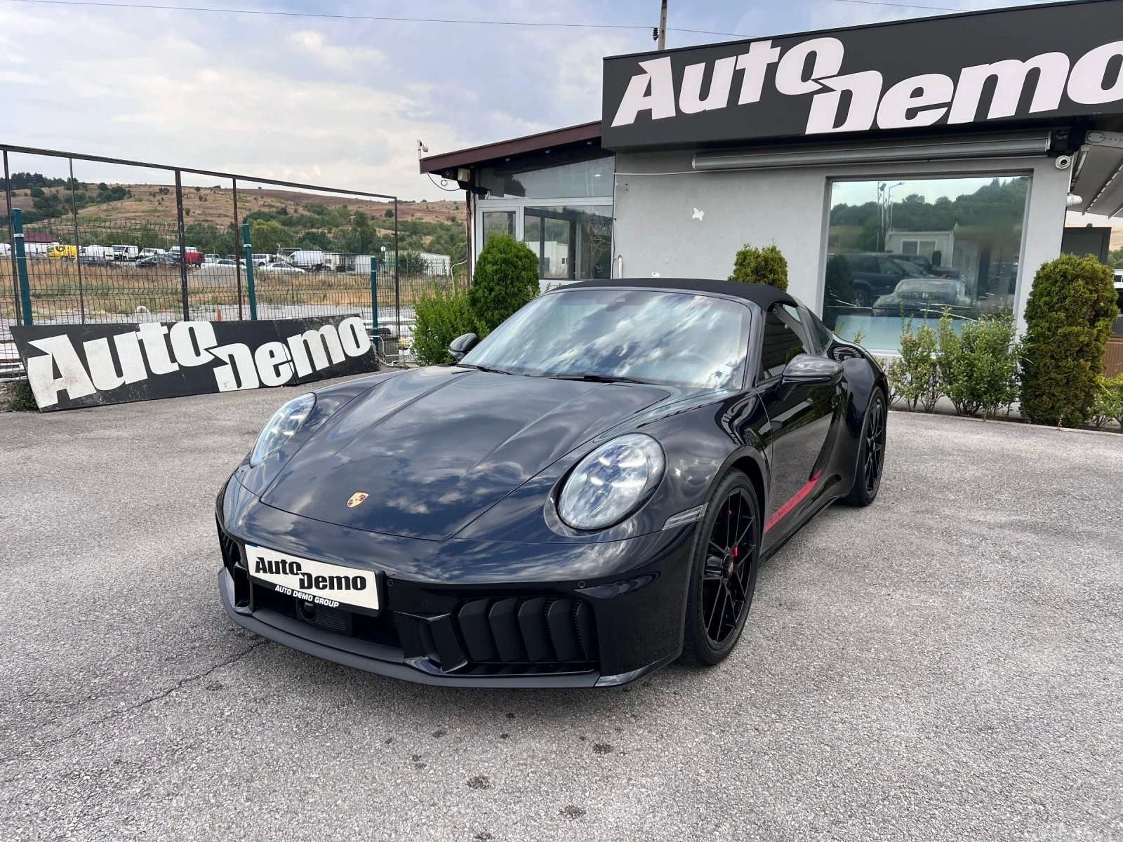 Porsche 911 Targa 4 GTS | Auto.bg — изображение 1 Porsche 911 Targa 4 GTS | Auto.bg — изображение 1