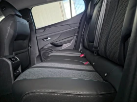 Peugeot 408 1.6 PHEV PLUG-IN-HYBRID 180 EAT8 - 16990 € - 78993353 11 | Car24.bg Peugeot 408 1.6 PHEV PLUG-IN-HYBRID 180 EAT8 - 16990 € - 78993353 11
