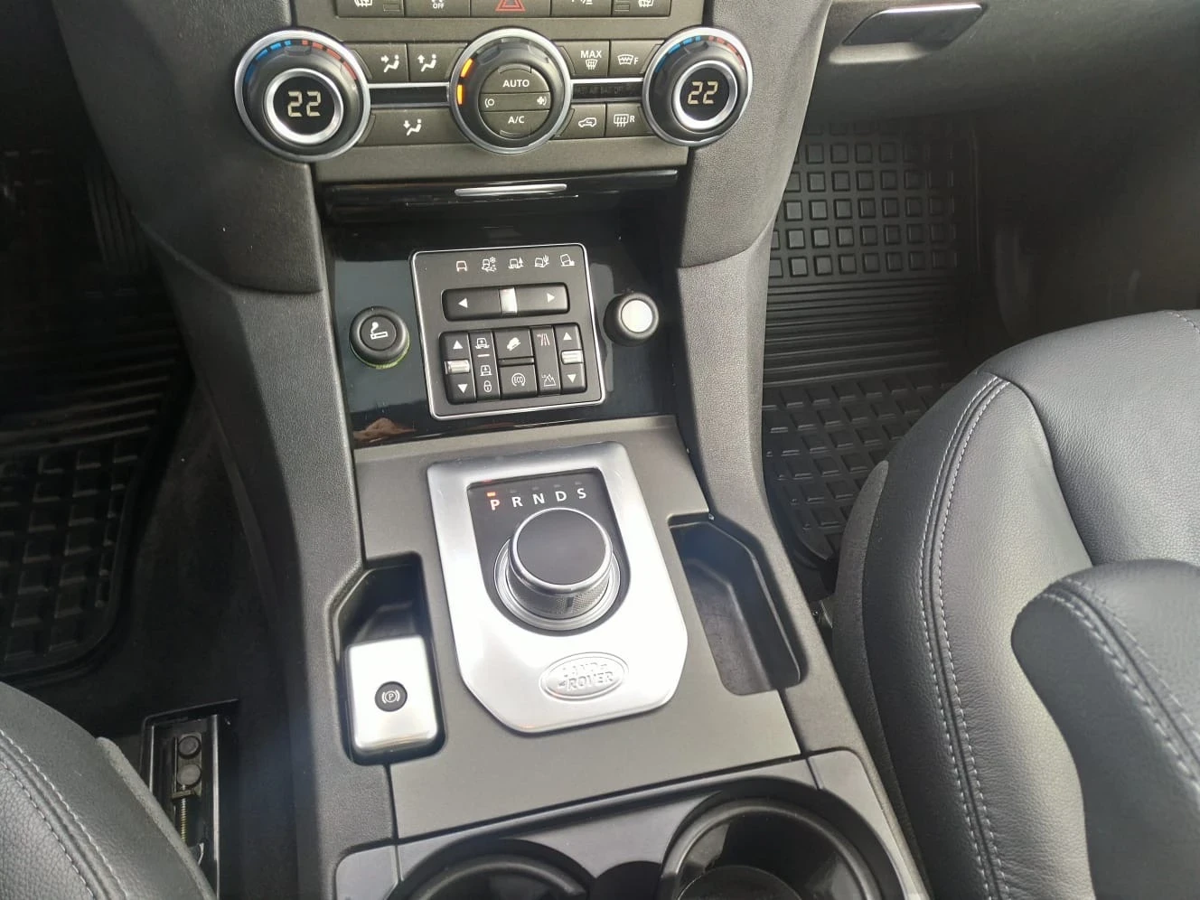 Land Rover Discovery Discovery 4 HSE - изображение 6 | Auto.bg Land Rover Discovery Discovery 4 HSE - изображение 6
