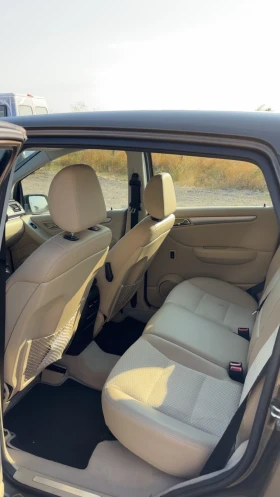 Mercedes-Benz B 200 - 5500 € - 49466335 5 | Car24.bg Mercedes-Benz B 200 - 5500 € - 49466335 5