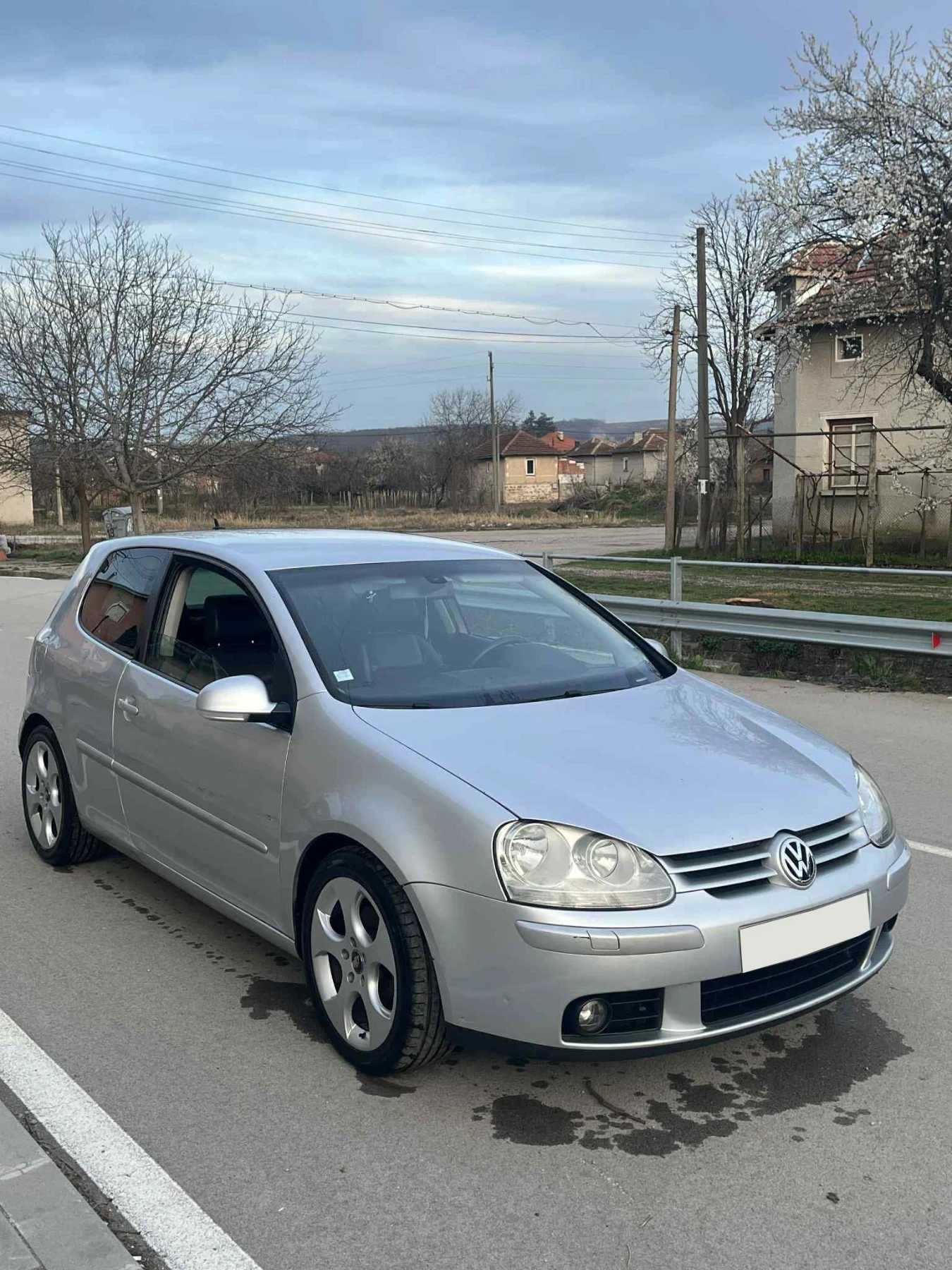 VW Golf Golf 5 2.0 TDI - 6 скорости - изображение 2 | Auto.bg VW Golf Golf 5 2.0 TDI - 6 скорости - изображение 2