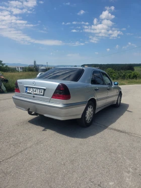 Mercedes-Benz C 250 undefined | Auto.bg — изображение 3 Mercedes-Benz C 250 undefined | Auto.bg — изображение 3
