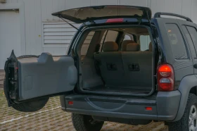 Jeep Cherokee Jeep Cherokee 2.8 CRD | Auto.bg — изображение 5 Jeep Cherokee Jeep Cherokee 2.8 CRD | Auto.bg — изображение 5