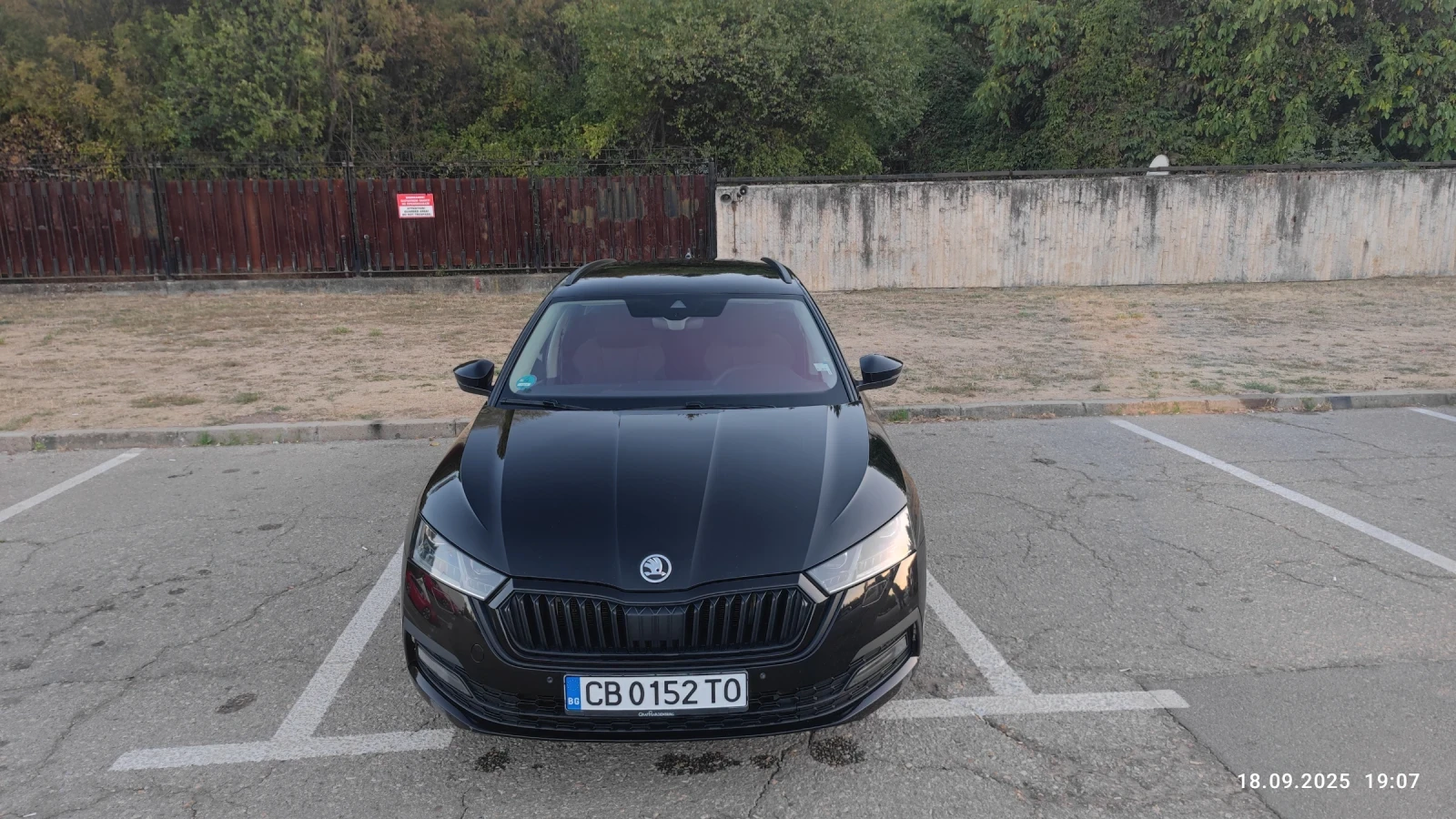 Skoda Octavia 2.0 TDI-150к.с. MATRIX, 4x4 FULL, ATERMIC стъкла - изображение 2 | Auto.bg Skoda Octavia 2.0 TDI-150к.с. MATRIX, 4x4 FULL, ATERMIC стъкла - изображение 2