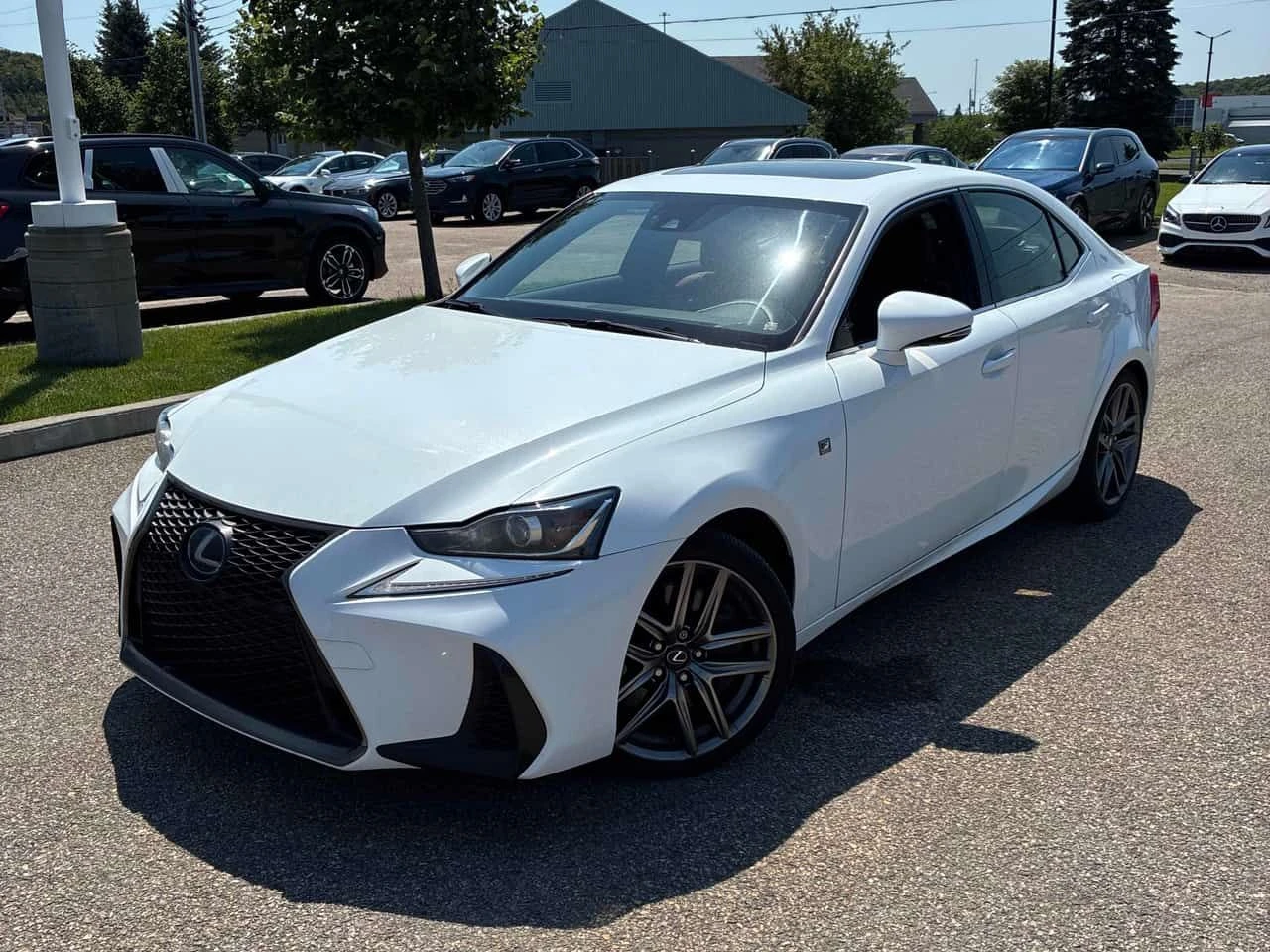 Lexus IS 300 F-SPORT* DISTRONIC* ОБДУХВАНЕ* | Auto.bg — изображение 1 Lexus IS 300 F-SPORT* DISTRONIC* ОБДУХВАНЕ* | Auto.bg — изображение 1