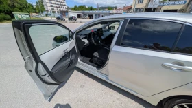 Toyota Corolla 1.5 CVT Executive | Auto.bg — изображение 3 Toyota Corolla 1.5 CVT Executive | Auto.bg — изображение 3