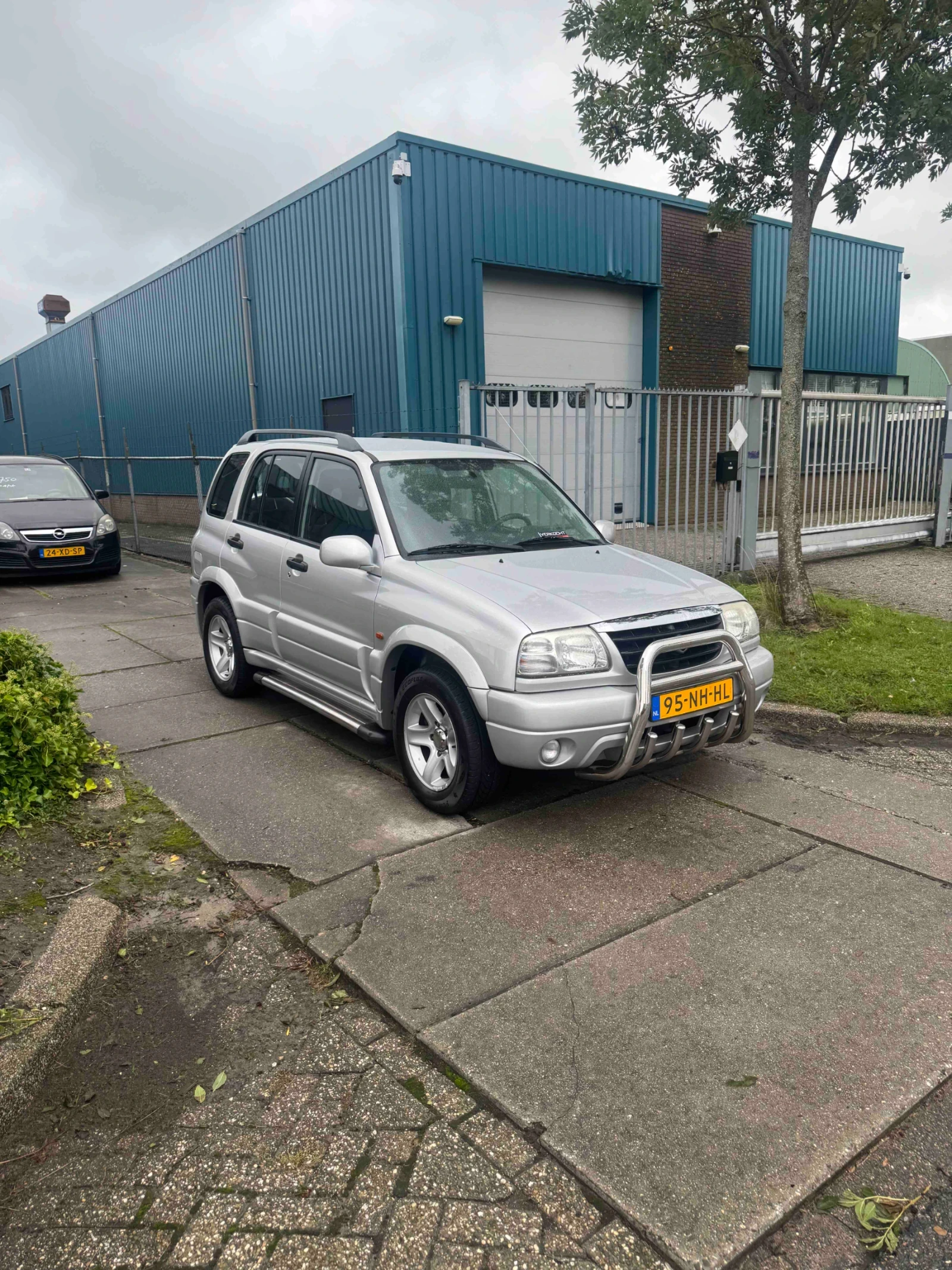 Suzuki Grand vitara 2.0 Бензин 128кс. - изображение 6 | Auto.bg Suzuki Grand vitara 2.0 Бензин 128кс. - изображение 6