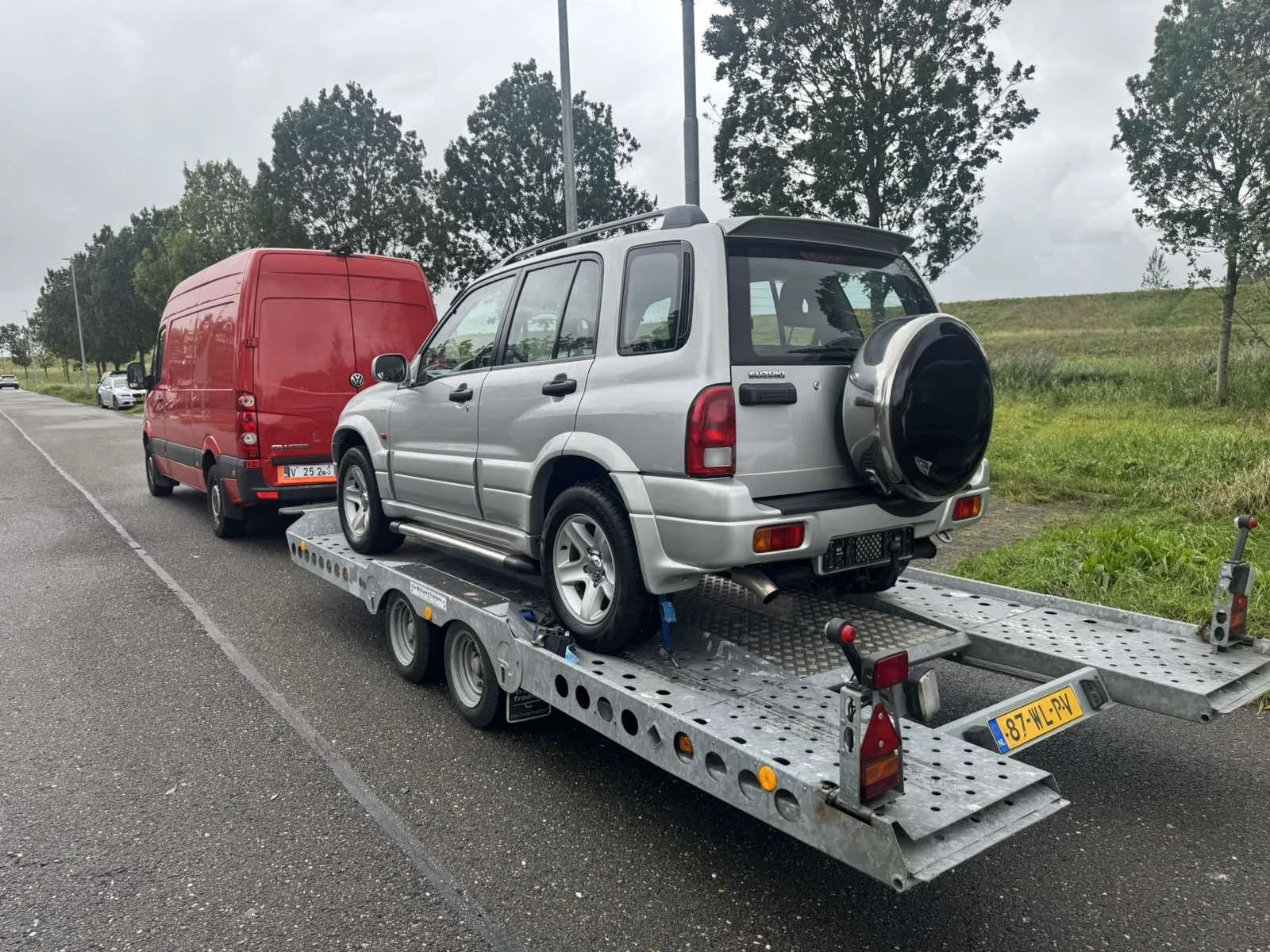 Suzuki Grand vitara 2.0 Бензин 128кс. - изображение 4 | Auto.bg Suzuki Grand vitara 2.0 Бензин 128кс. - изображение 4