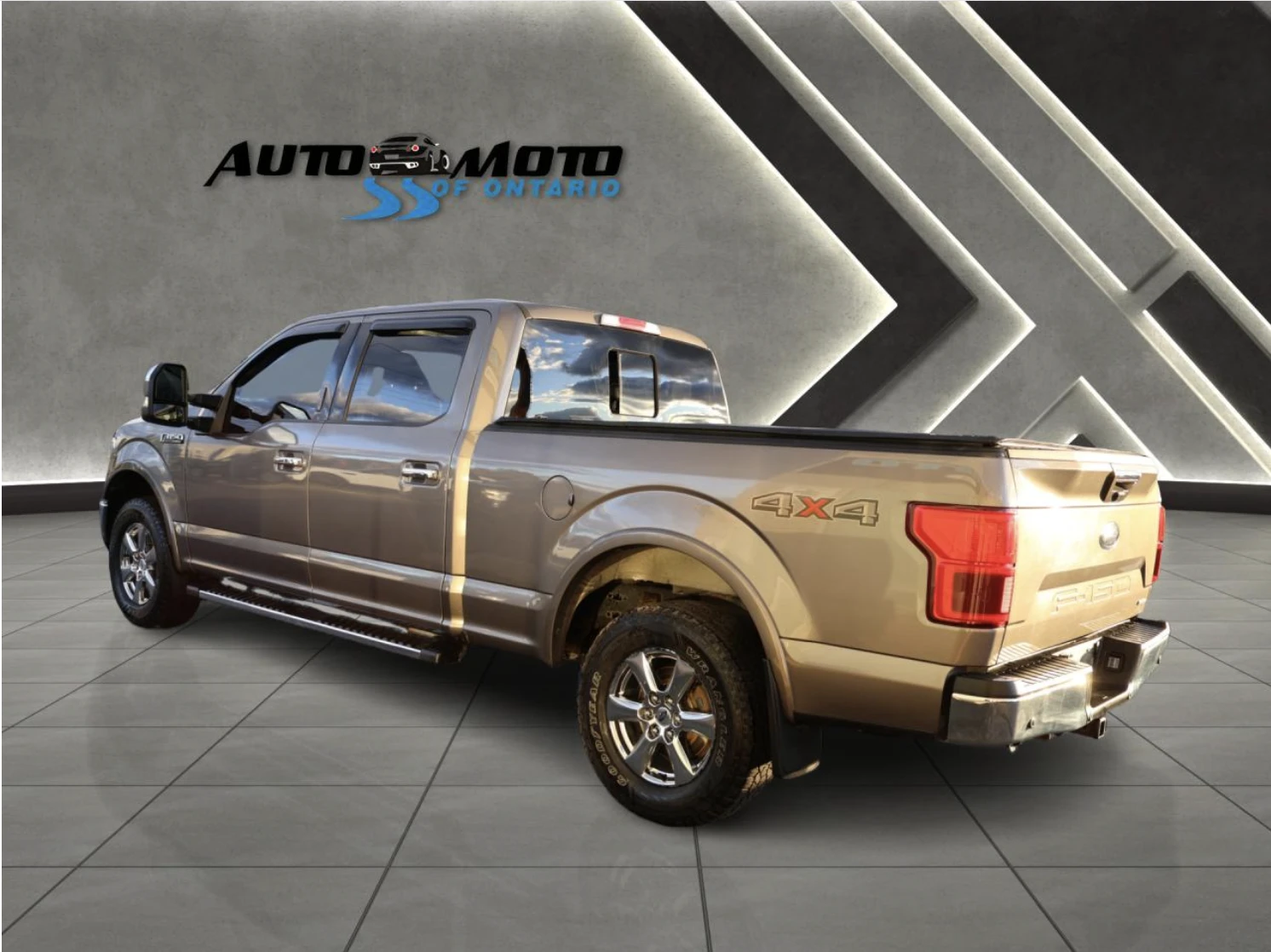 Ford F150 LARIAT* ОБДУХВАНЕ* КАМЕРА* КЕЙЛЕС* ДИСТРОНИК*  - изображение 4 | Auto.bg Ford F150 LARIAT* ОБДУХВАНЕ* КАМЕРА* КЕЙЛЕС* ДИСТРОНИК*  - изображение 4