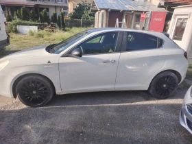 Alfa Romeo Giulietta undefined | Auto.bg — изображение 8 Alfa Romeo Giulietta undefined | Auto.bg — изображение 8