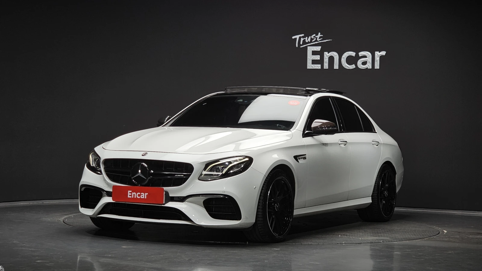 Mercedes-Benz E 63 AMG ЕЛ. БАГАЖНИК* SOFT CLOSE* МАСАЖ* HUD* КРАЙНА ЦЕНА | Auto.bg — изображение 1 Mercedes-Benz E 63 AMG ЕЛ. БАГАЖНИК* SOFT CLOSE* МАСАЖ* HUD* КРАЙНА ЦЕНА | Auto.bg — изображение 1