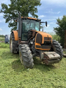 Трактор Renault Ares 620