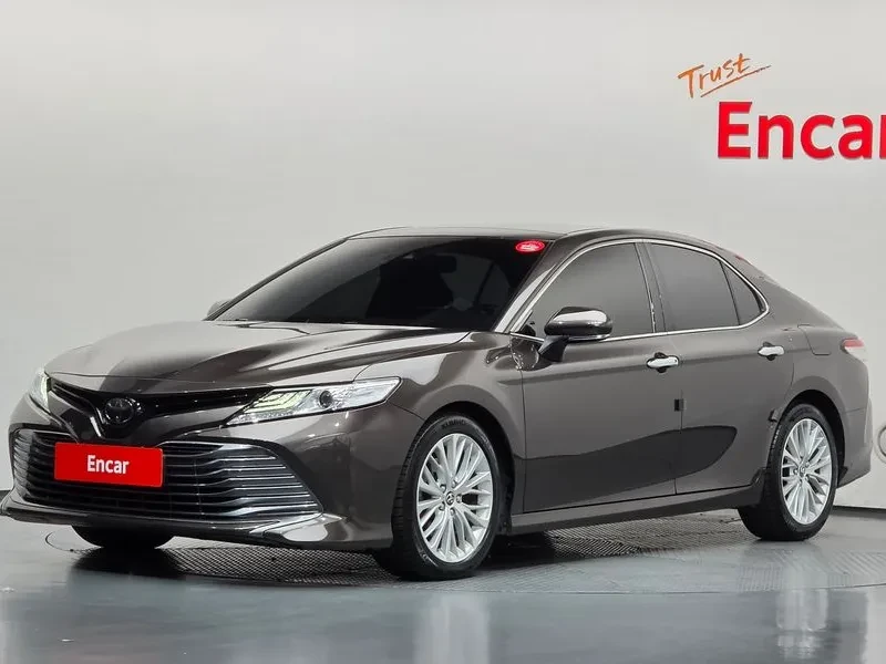 Toyota Camry (Xv70) 2.5 - 17881 € - 58097607 1 | Car24.bg Toyota Camry (Xv70) 2.5 - 17881 € - 58097607 1