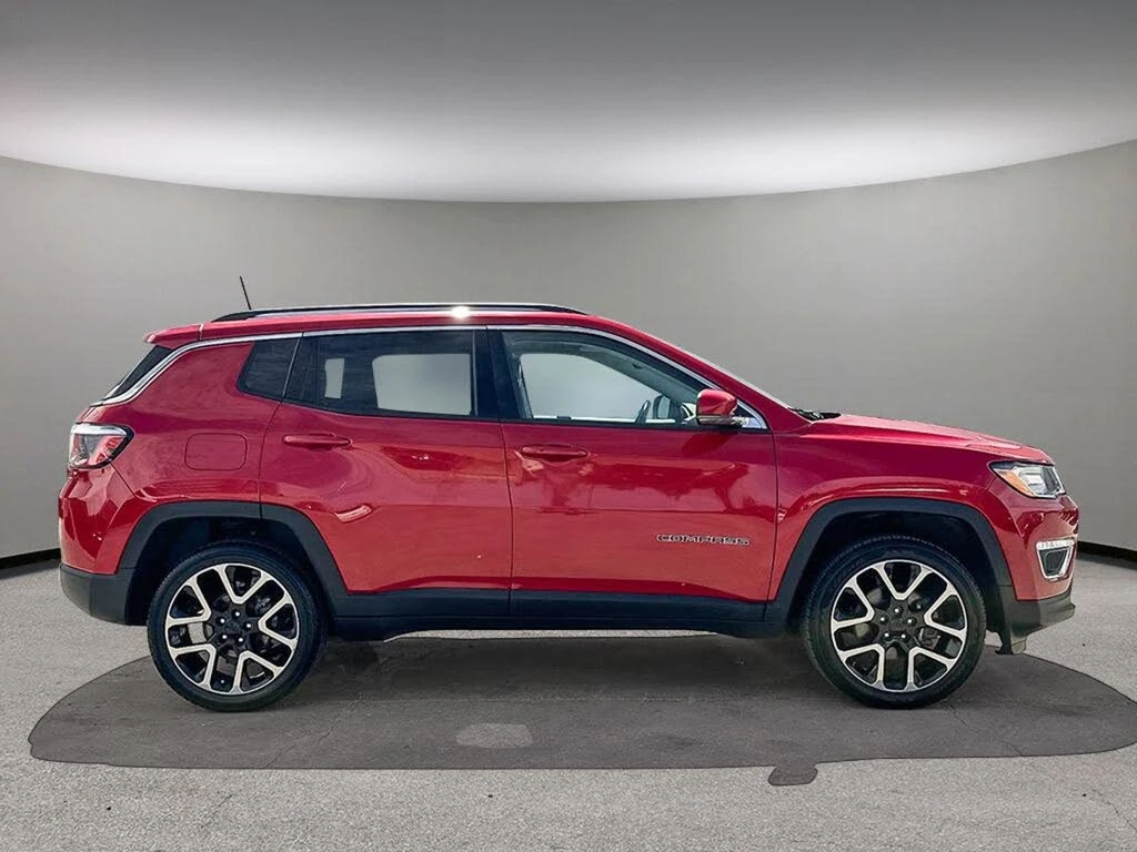 Jeep Compass 2019 Limited 4WD * АвтоКредит* (ЦЕНА ДО БГ) - изображение 2 | Auto.bg Jeep Compass 2019 Limited 4WD * АвтоКредит* (ЦЕНА ДО БГ) - изображение 2