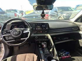 Hyundai Elantra * Ivt W/sun & Tech Package Preferred * CARFAX * | Auto.bg — изображение 9 Hyundai Elantra * Ivt W/sun & Tech Package Preferred * CARFAX * | Auto.bg — изображение 9
