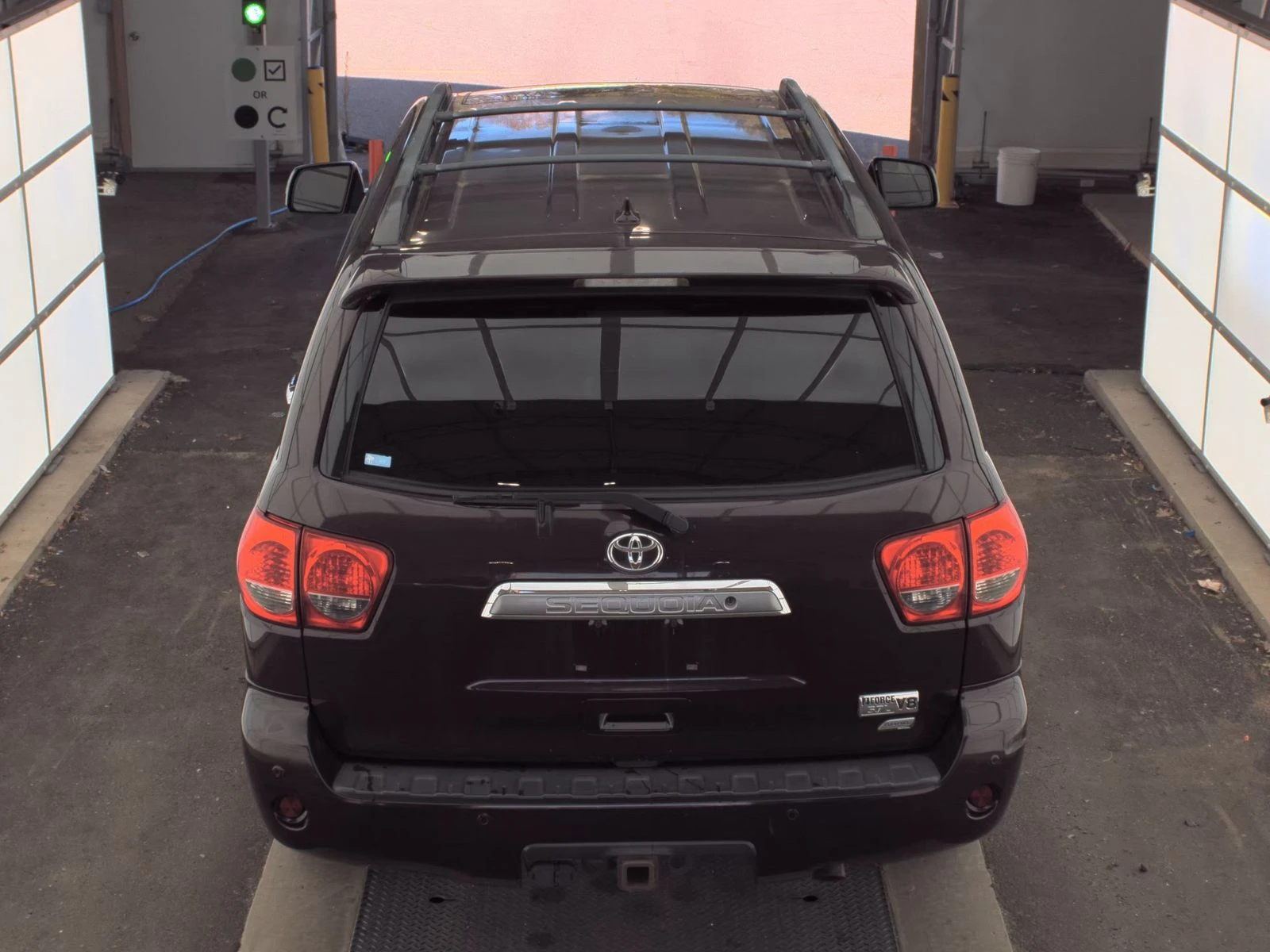 Toyota Sequoia Platinum - изображение 5 | Auto.bg Toyota Sequoia Platinum - изображение 5