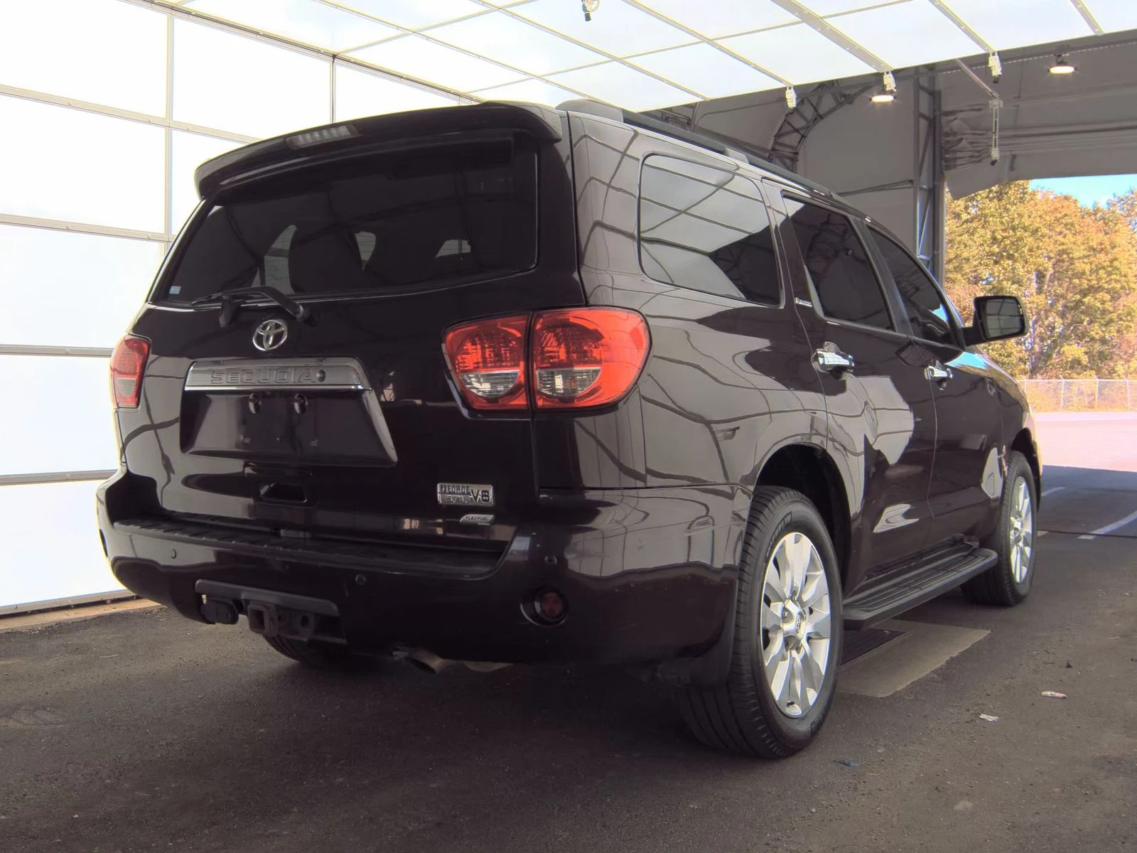 Toyota Sequoia Platinum - изображение 4 | Auto.bg Toyota Sequoia Platinum - изображение 4