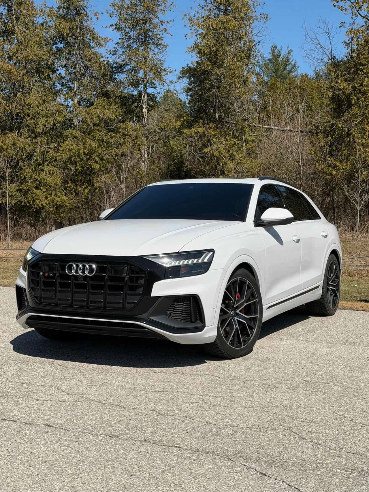 Audi SQ8 4.0 TFSI quattro/ДИСТРОНИК/ПАНОРАМА/ОБДУХВАНЕ/360 | Auto.bg — изображение 1 Audi SQ8 4.0 TFSI quattro/ДИСТРОНИК/ПАНОРАМА/ОБДУХВАНЕ/360 | Auto.bg — изображение 1