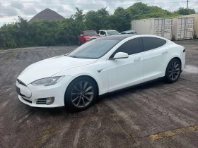 Tesla Model S * 4dr Sdn AWD * АВТОКРЕДИТ*
