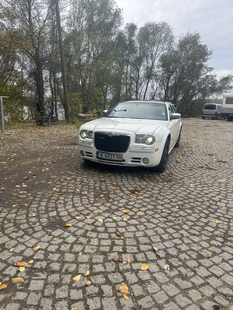 Chrysler 300c - 5200 € / 10170.32 лв. - 23552325 1 | Car24.bg Chrysler 300c - 5200 € / 10170.32 лв. - 23552325 1