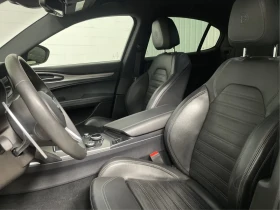 Alfa Romeo Stelvio Q4 AWD/SPORT/ПЕРА НА ВОЛАНА/КРАЙНА ЦЕНА | Auto.bg — изображение 14 Alfa Romeo Stelvio Q4 AWD/SPORT/ПЕРА НА ВОЛАНА/КРАЙНА ЦЕНА | Auto.bg — изображение 14