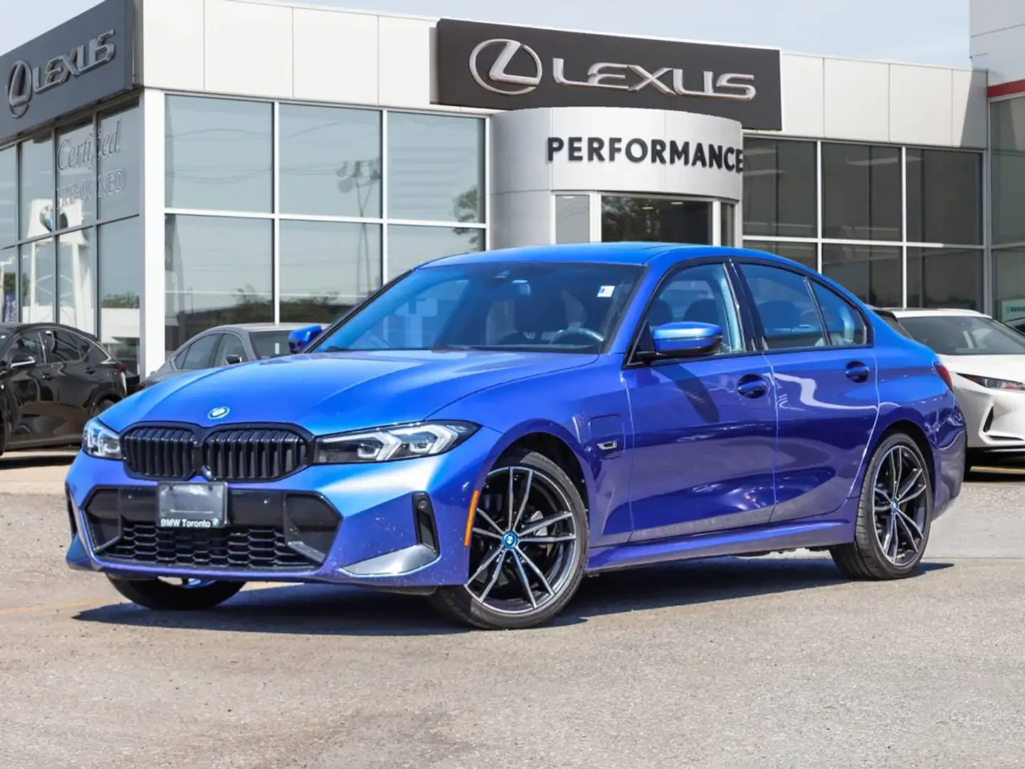 BMW 330 HYBRID* M* SPORT* 360КАМЕРА* LANE* ASSIST* CARPLAY | Auto.bg — изображение 1 BMW 330 HYBRID* M* SPORT* 360КАМЕРА* LANE* ASSIST* CARPLAY | Auto.bg — изображение 1