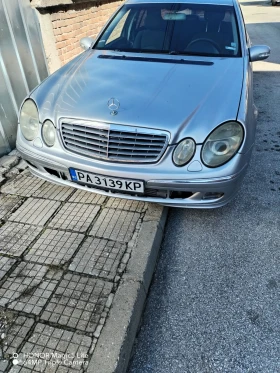 Mercedes-Benz E 270 | Mobile.bg — малка снимка 3