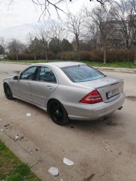 Mercedes-Benz C 55 AMG V8 - 15000 € / 29337.45 лв. - 84755127 5 | Car24.bg Mercedes-Benz C 55 AMG V8 - 15000 € / 29337.45 лв. - 84755127 5