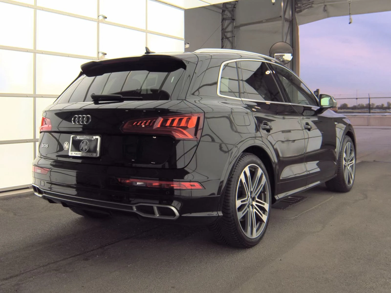 Audi SQ5 PREMIUM PLUS* QUATTRO* DIGITAL* B&O*  - изображение 8 | Auto.bg Audi SQ5 PREMIUM PLUS* QUATTRO* DIGITAL* B&O*  - изображение 8