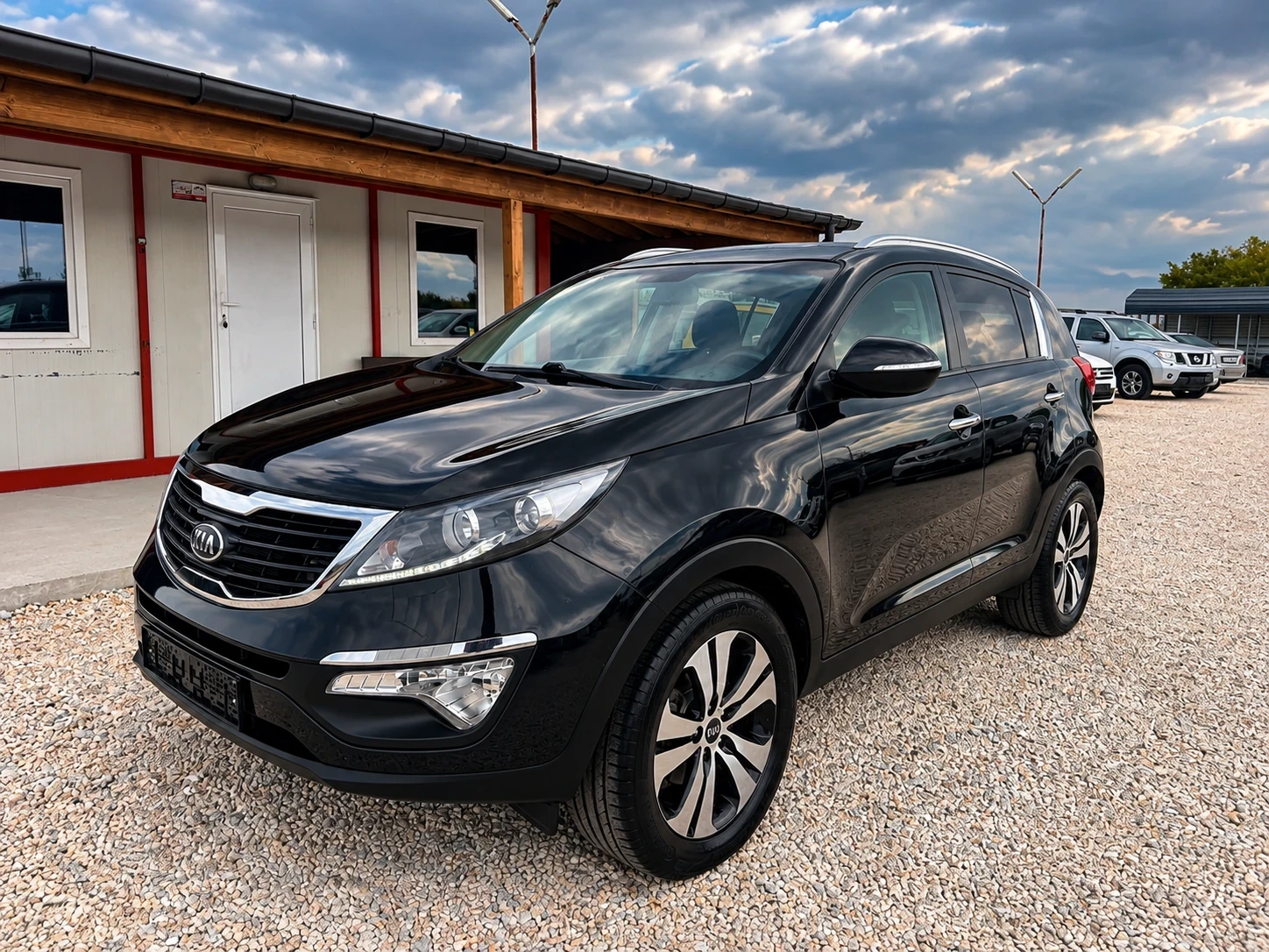 Kia Sportage * 1.7* CRDI* NAVI* Сервизна* История* | Auto.bg — изображение 1 Kia Sportage * 1.7* CRDI* NAVI* Сервизна* История* | Auto.bg — изображение 1