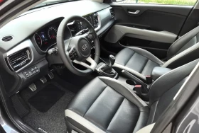 Kia Stonic 1.6 CRDi PREMIUM /ПОДГРЕВ /KEYLESS /КАМЕРА/КОЖА | Auto.bg — изображение 10 Kia Stonic 1.6 CRDi PREMIUM /ПОДГРЕВ /KEYLESS /КАМЕРА/КОЖА | Auto.bg — изображение 10
