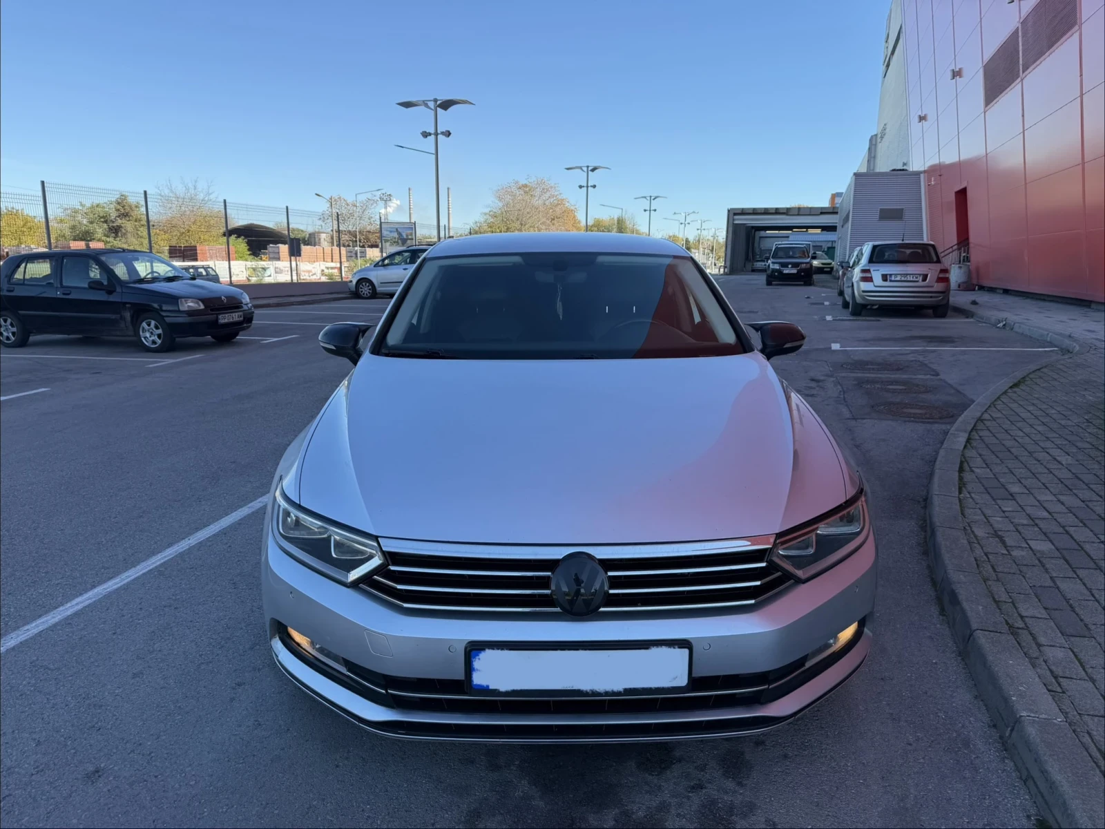 VW Passat 2.0TDI* 6ск* Ръчка* Highline - изображение 2 | Auto.bg VW Passat 2.0TDI* 6ск* Ръчка* Highline - изображение 2