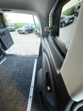Mercedes-Benz Vito 119CDI* AMG-Line* 4x4* ел.врати* Led* Автоматик* | Auto.bg — изображение 15 Mercedes-Benz Vito 119CDI* AMG-Line* 4x4* ел.врати* Led* Автоматик* | Auto.bg — изображение 15